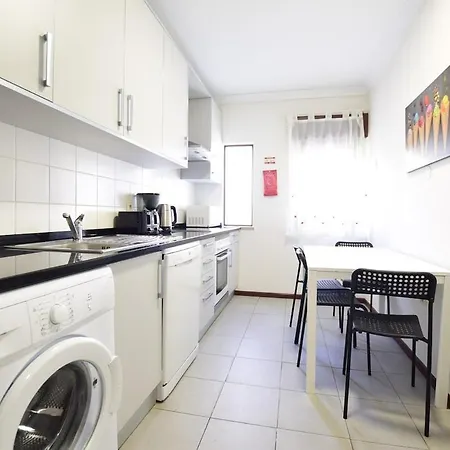 Apartment Aqua Plaza 2 Bedr Swimming Pool 5 Min To The Olhos de Agua (Albufeira)