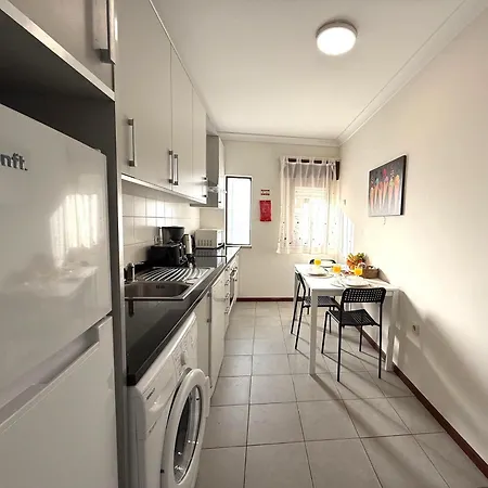 Apartment Aqua Plaza 2 Bedr Swimming Pool 5 Min To The Olhos de Agua (Albufeira)